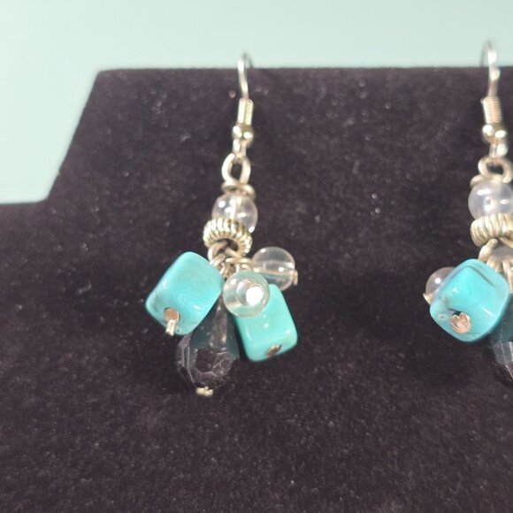 Boho Dangle Earrings Turquoise Color Acrylic Beads Black Clear Cluster Southwest - Picture 3 of 7